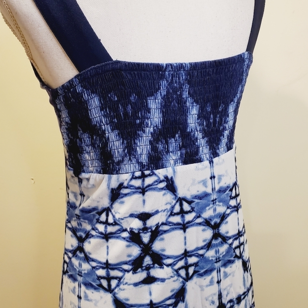Style and Co. Asymmetric Nylon  V Neck dress Size PS - Picture 9 of 14